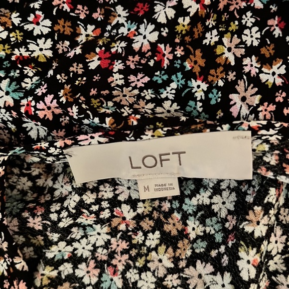 Floral Loft cropped Blouse, size Medium - Picture 3 of 6